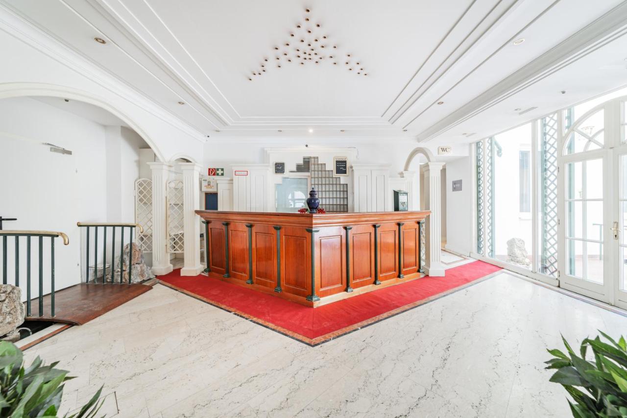 Self-Check-In Hotel Adlon Viyana Dış mekan fotoğraf