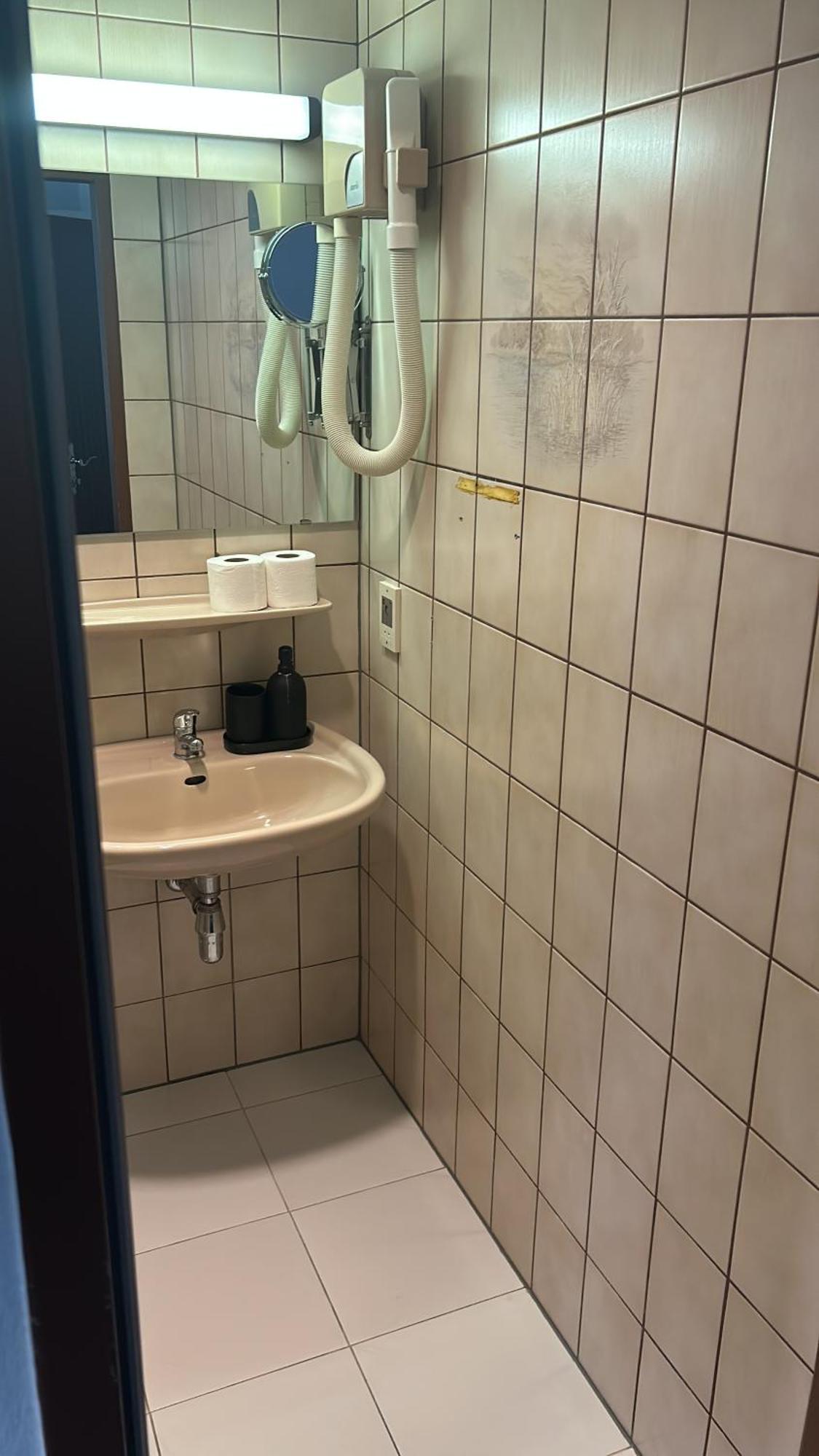 Self-Check-In Hotel Adlon Viyana Dış mekan fotoğraf