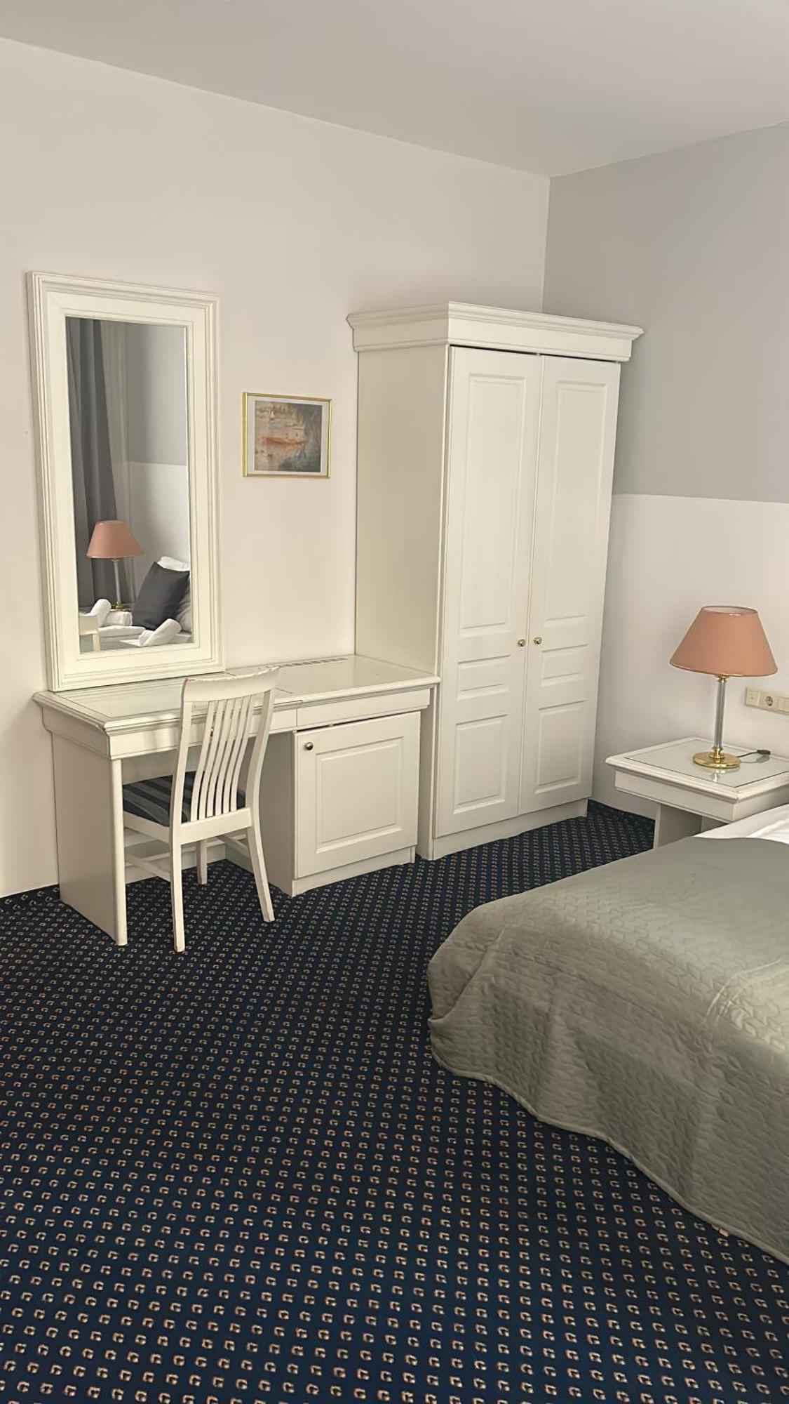 Self-Check-In Hotel Adlon Viyana Dış mekan fotoğraf