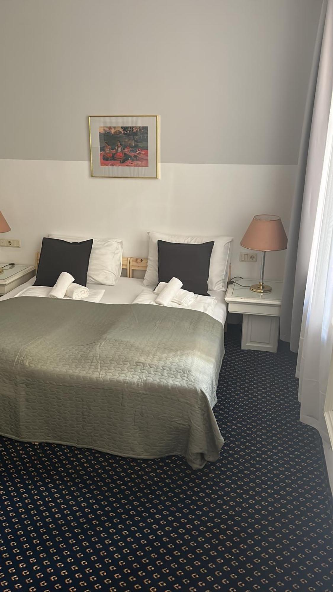 Self-Check-In Hotel Adlon Viyana Dış mekan fotoğraf